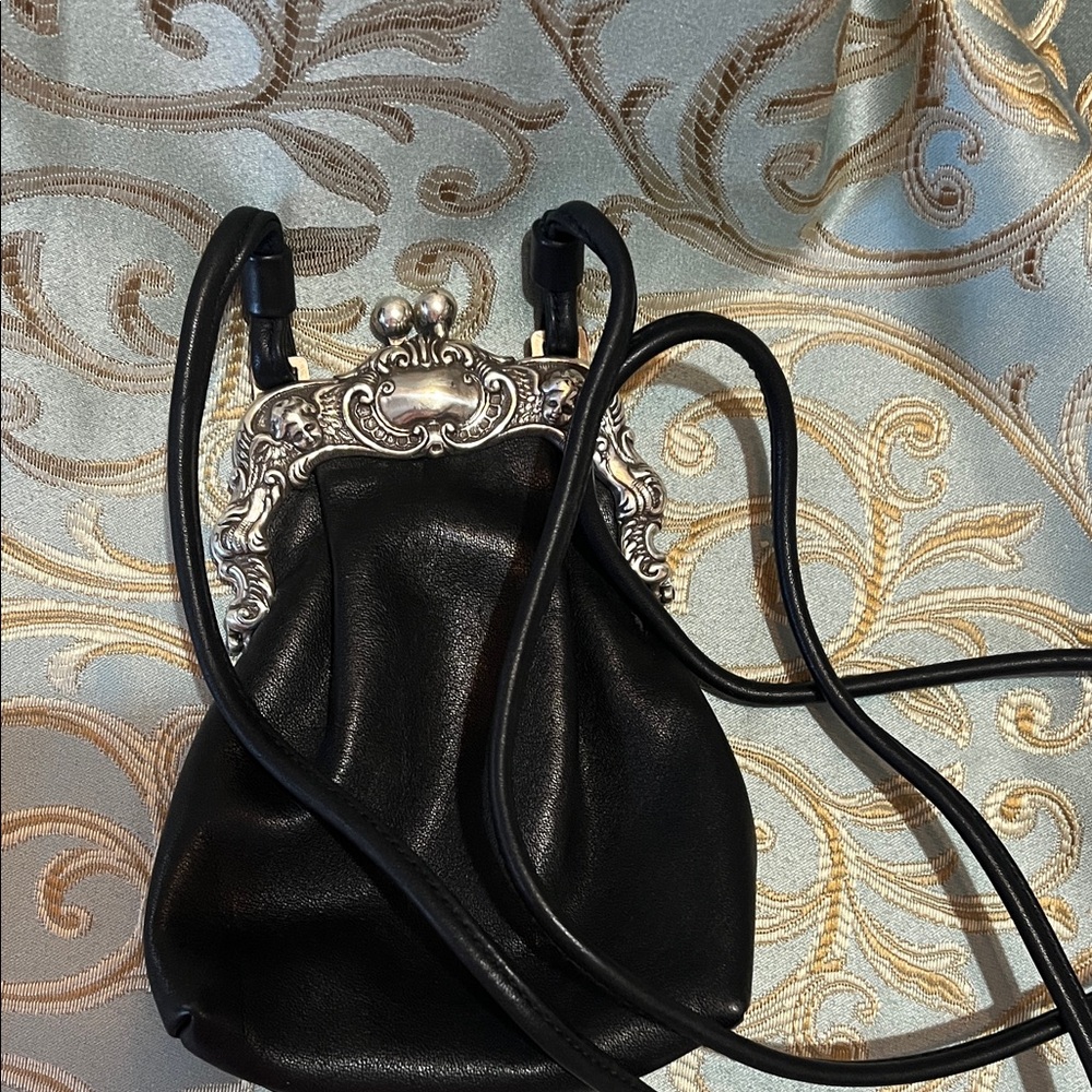 Elegant Black Leather Brighton Women's Bag
